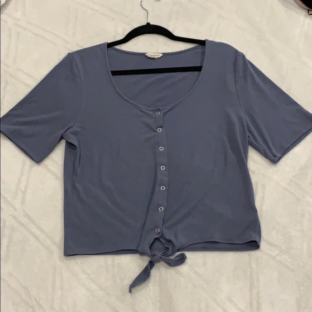 Aeropostale blue button up shirt